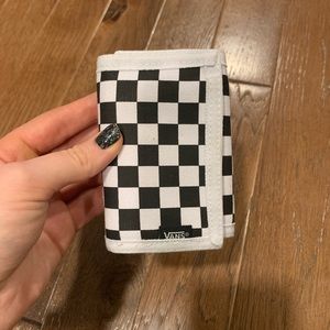 Vans check wallet